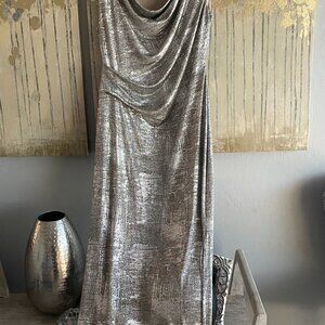 Short sleeve silver-gold comfortable, elegant long gown